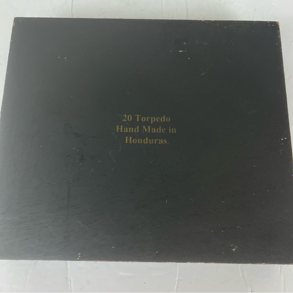 Up-cycled vintage wooden Cigar box-RP-Decade - Picture 6 of 9